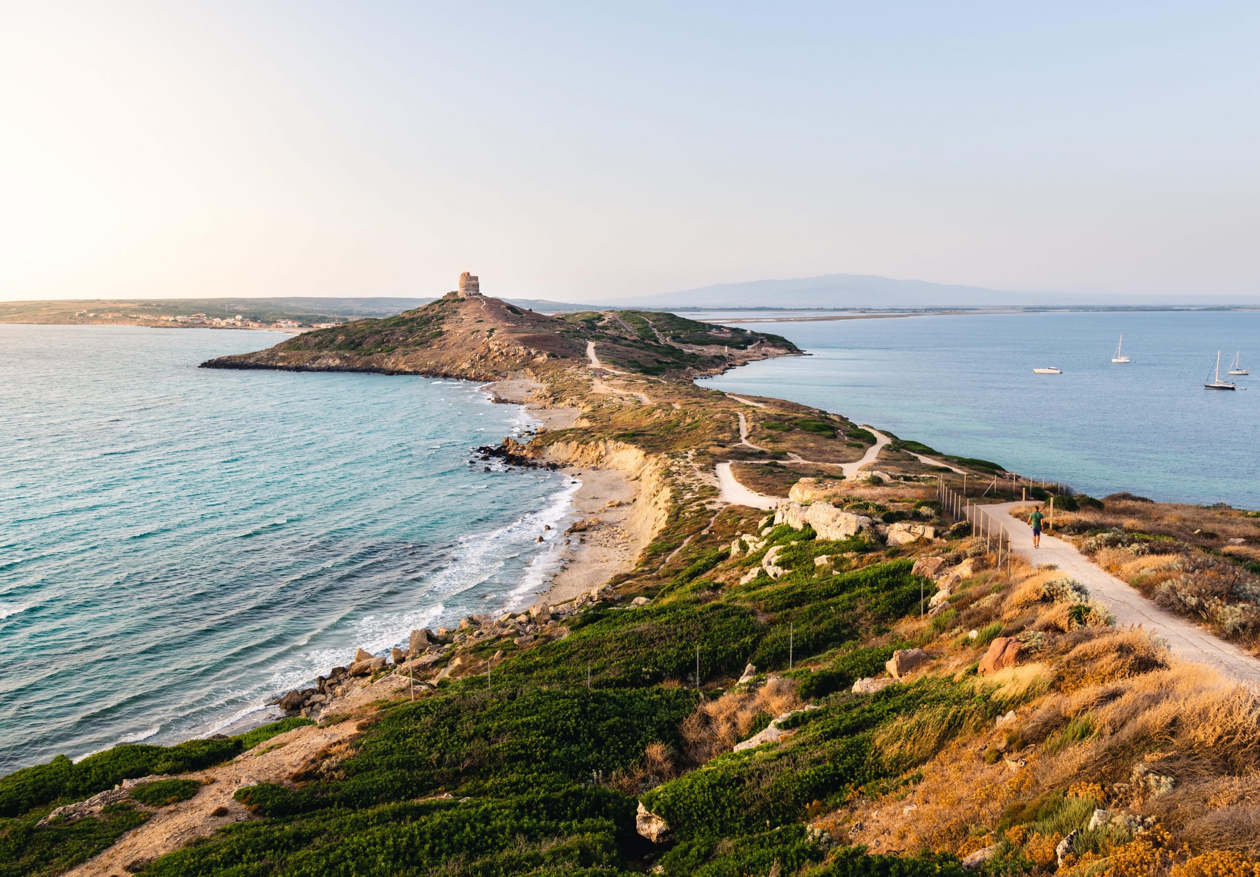 Toliko denarja ponujajo Italijani, da se preselite na ta čudovit otok!