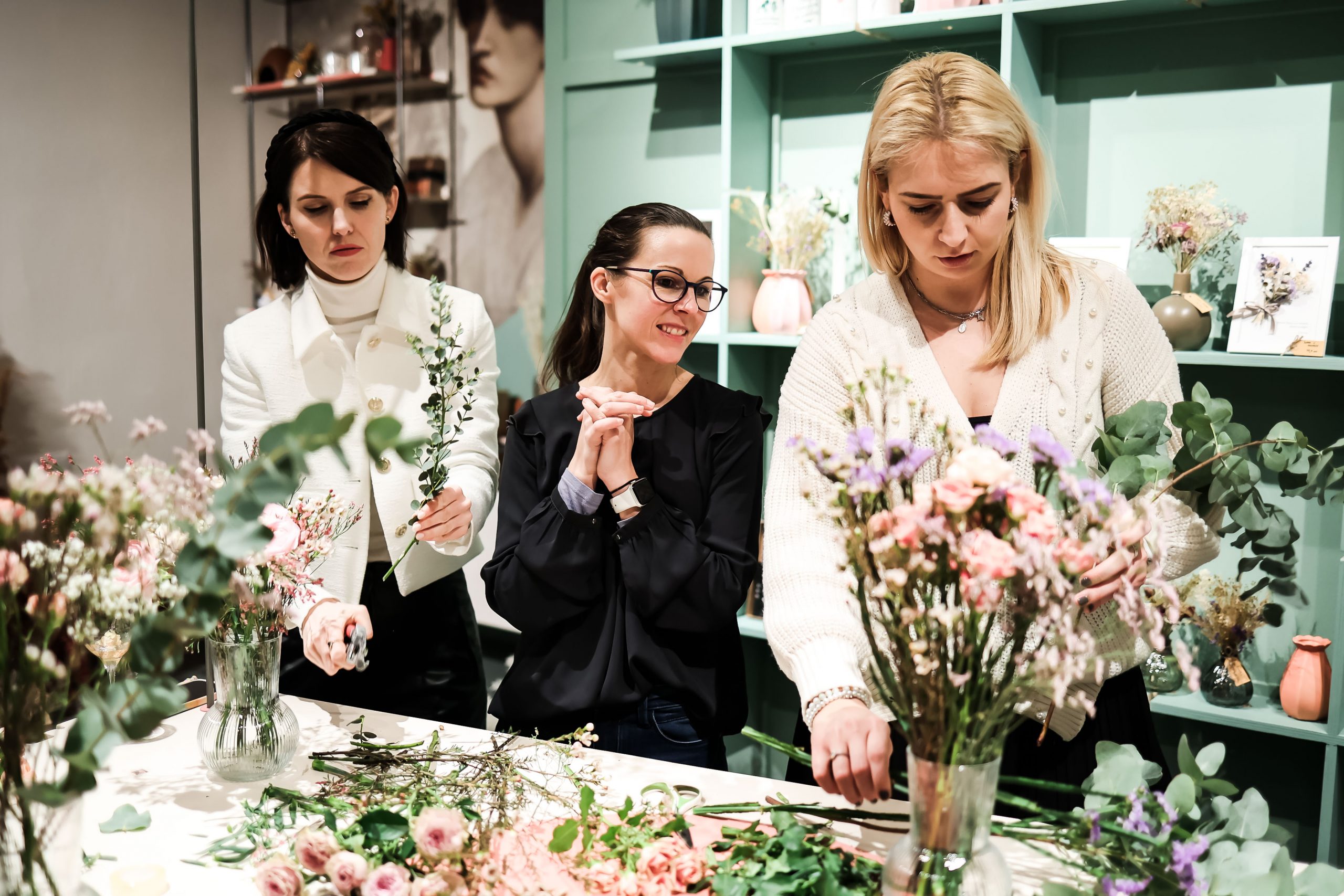 Veste, kaj je “flower therapy” in zakaj bi si jo morali privoščiti?