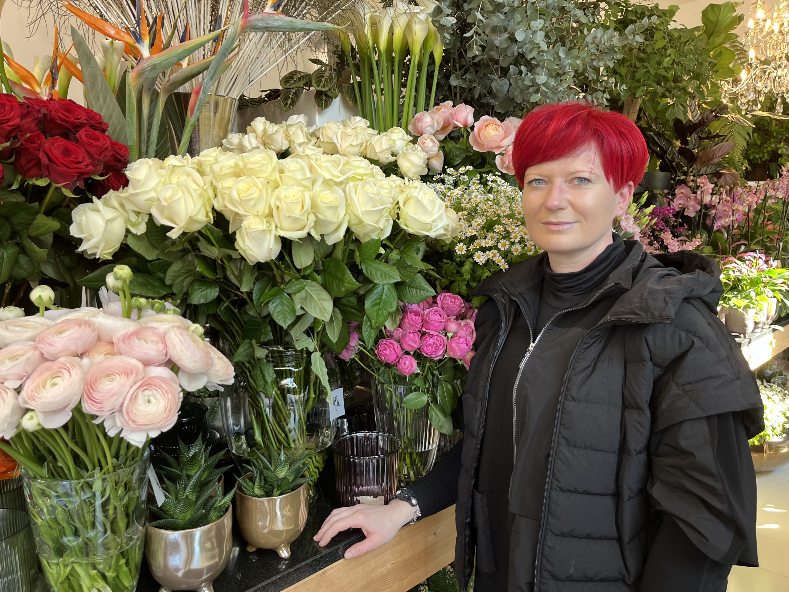 Znana cvetličarka razkriva, katere rože imamo Slovenci najraje