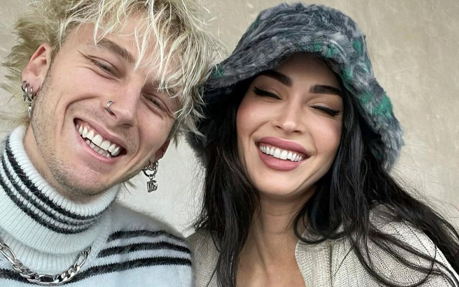 Megan Fox in Machine Gun Kelly razkrila srečno novico