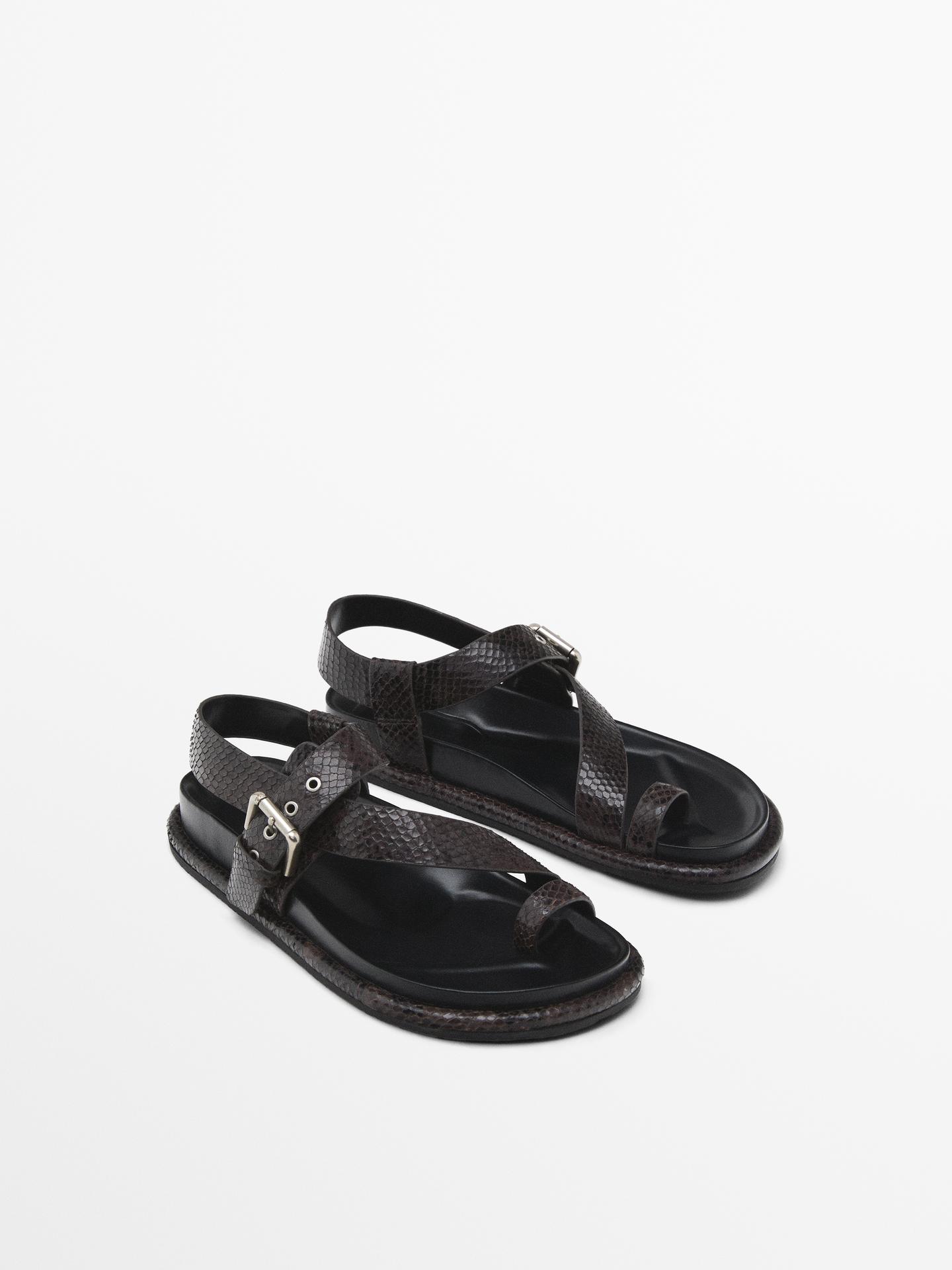 Sandali s paščkom Massimo Dutti, 99,95 €
