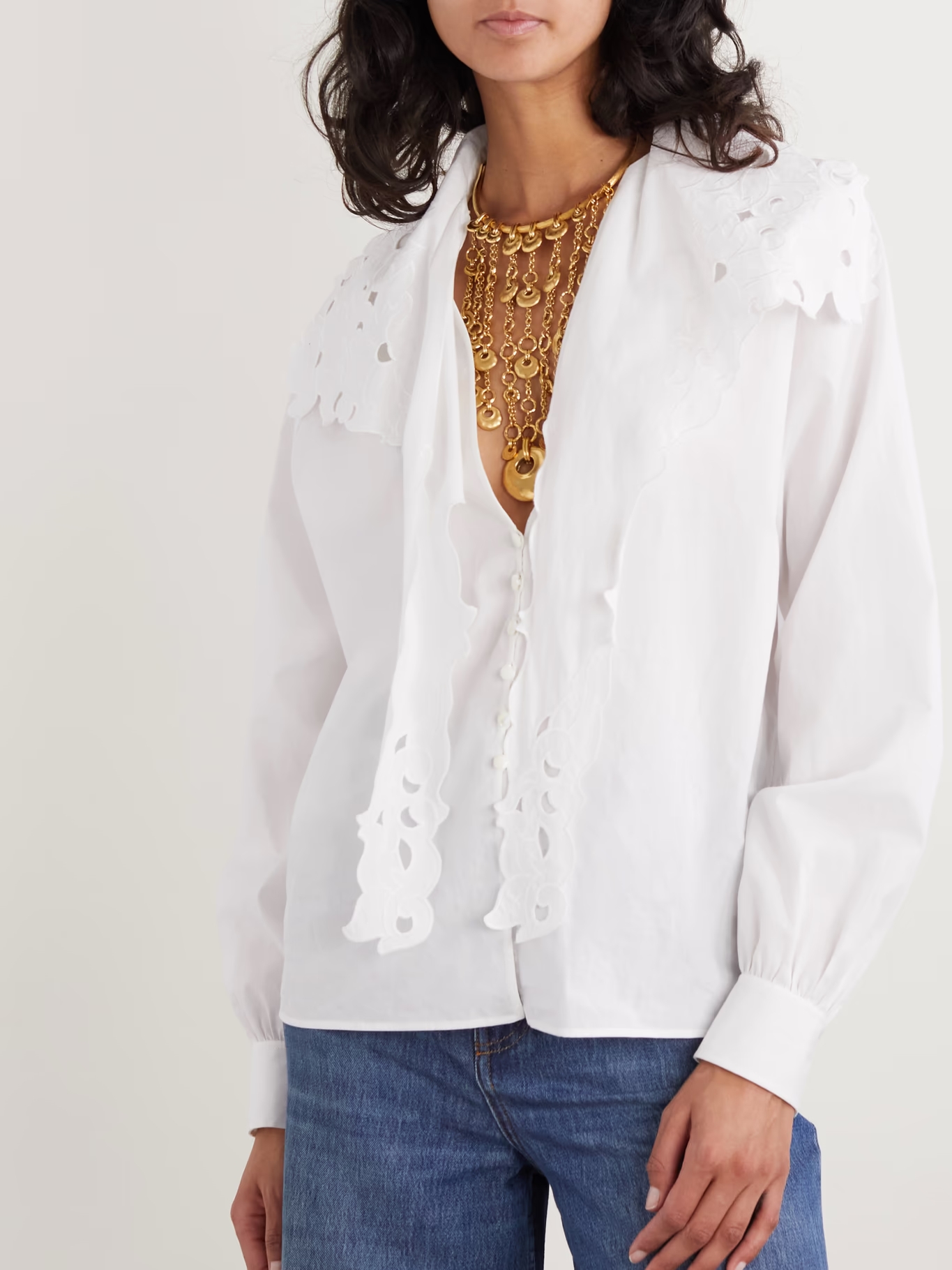 Bela bluza