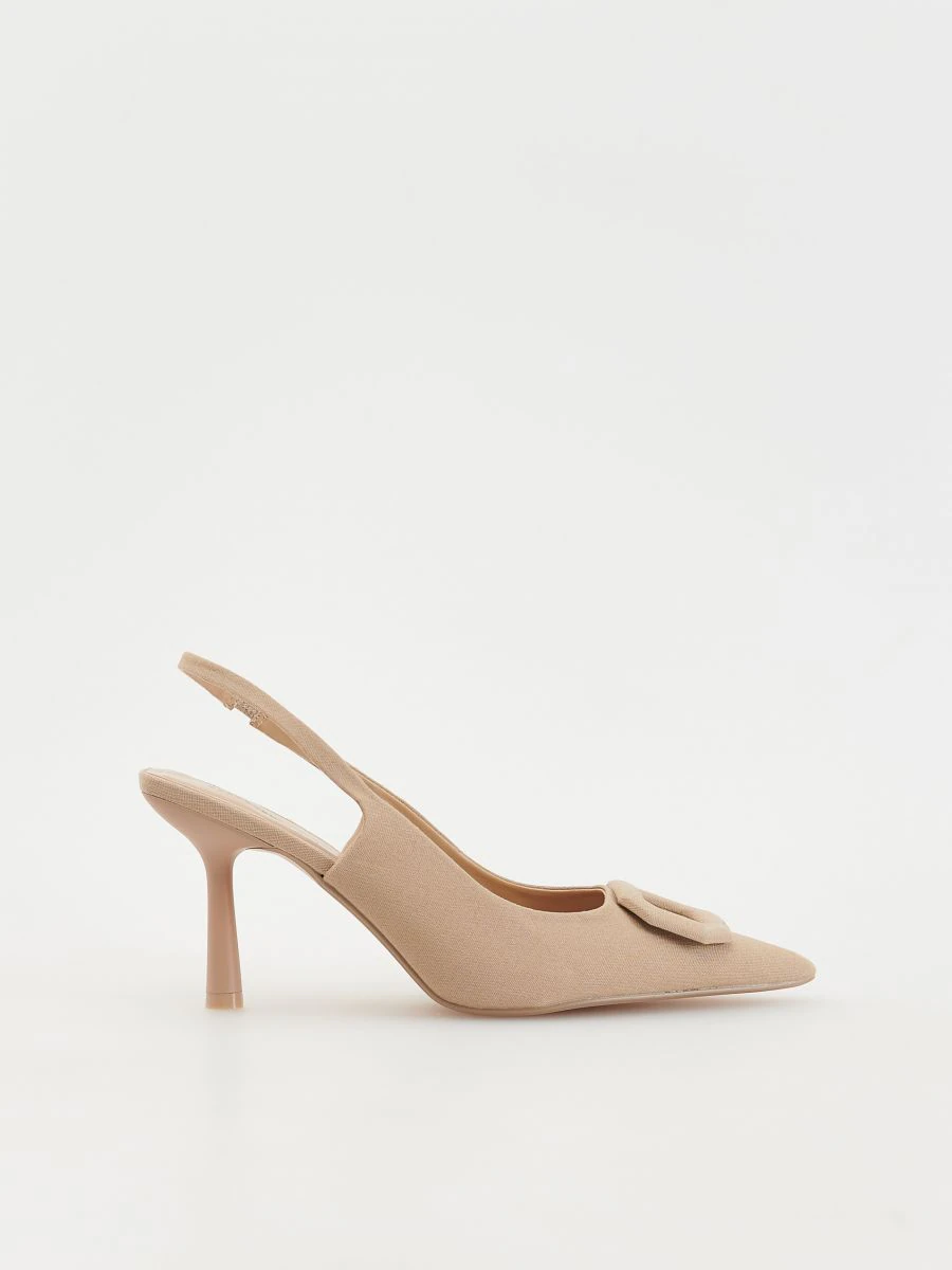 Salonarji z odprto peto Reserved, 35,99 €