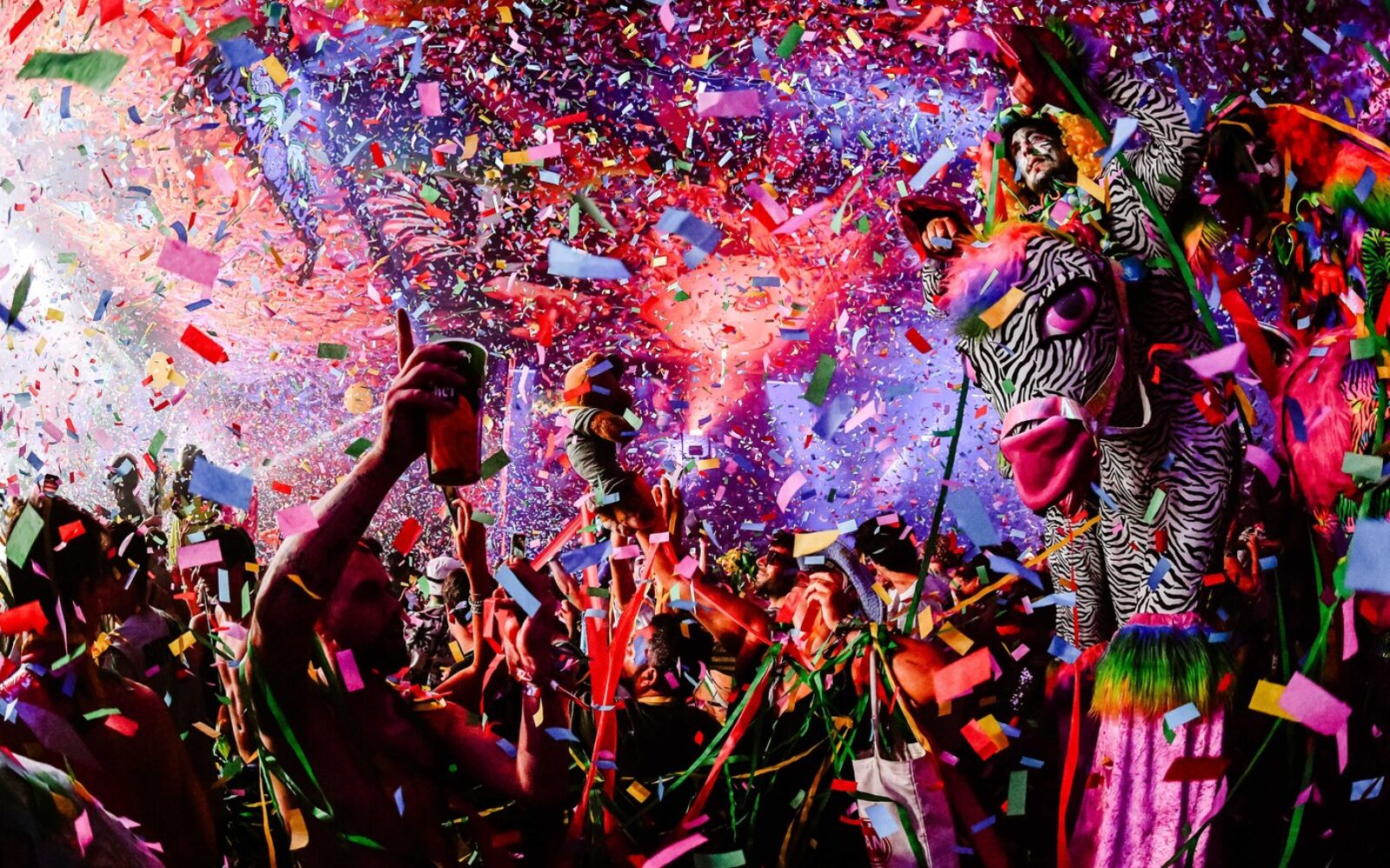 Katere festivale v naši bližini preprosto morate obiskati to poletje?