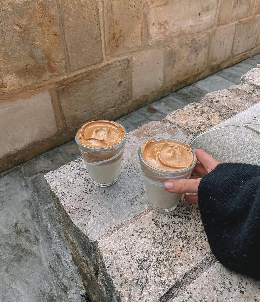 Cloud coffee na mizi