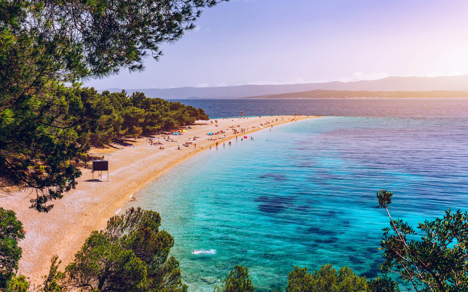 Našli smo hrvaški otok, ki je idealen za počitnice v juliju