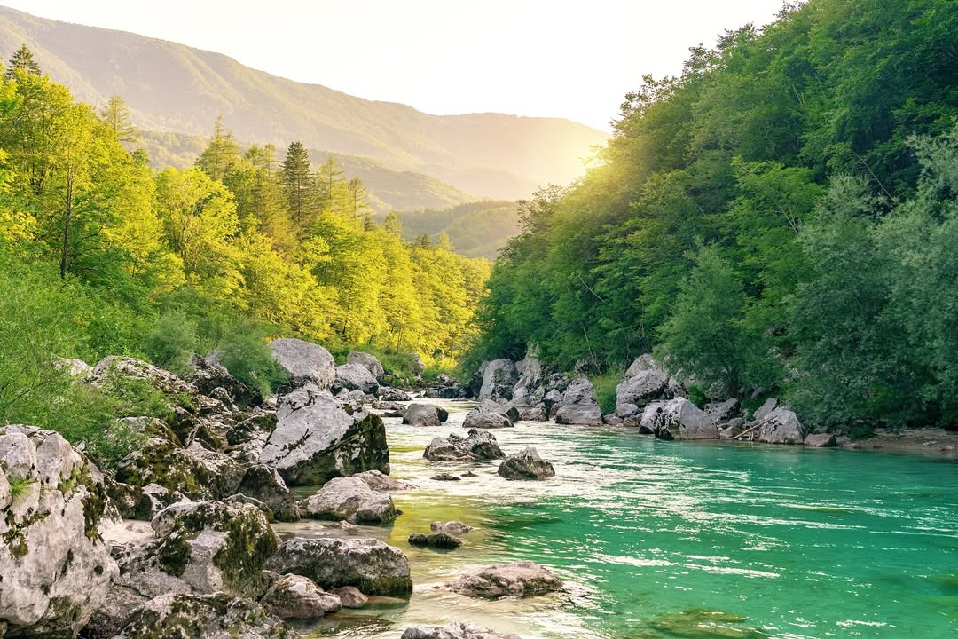 slovensko mesto s svojo specifično arhitekturo