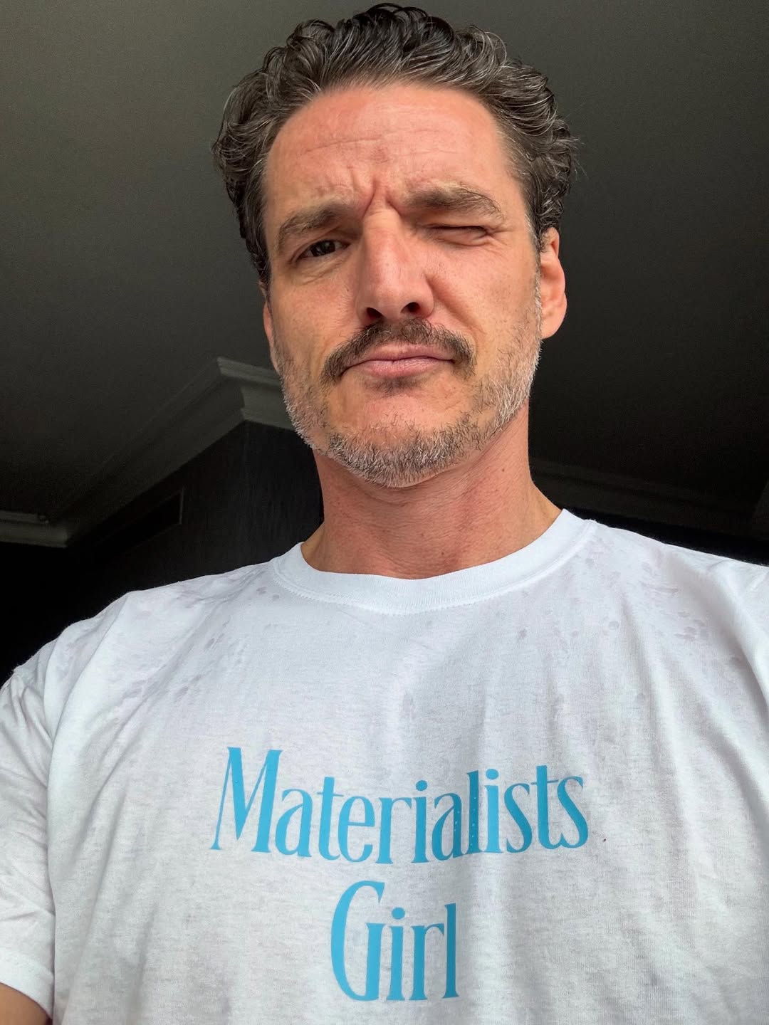 slavni igralec Pedro Pascal