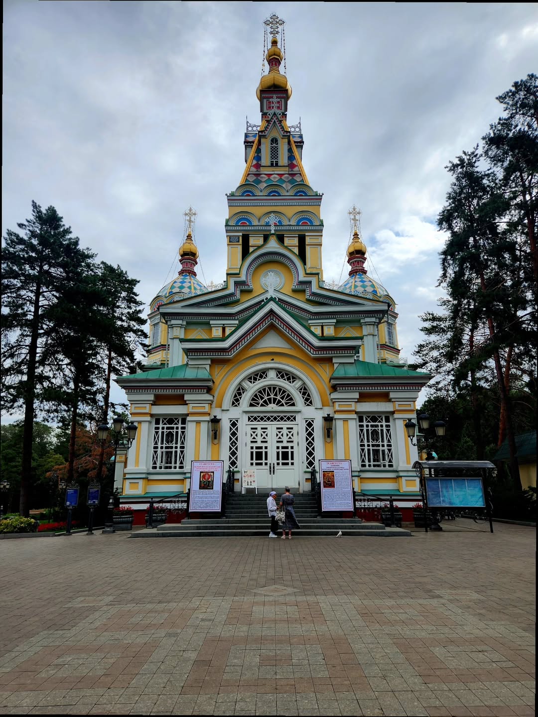 mesto z bogato arhitekturo