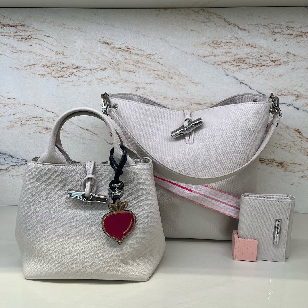 modna torbica znamke Longchamp