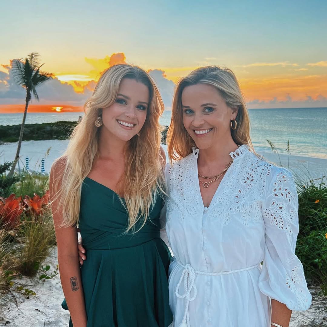 Reese Witherspoon in Ava Phillippe