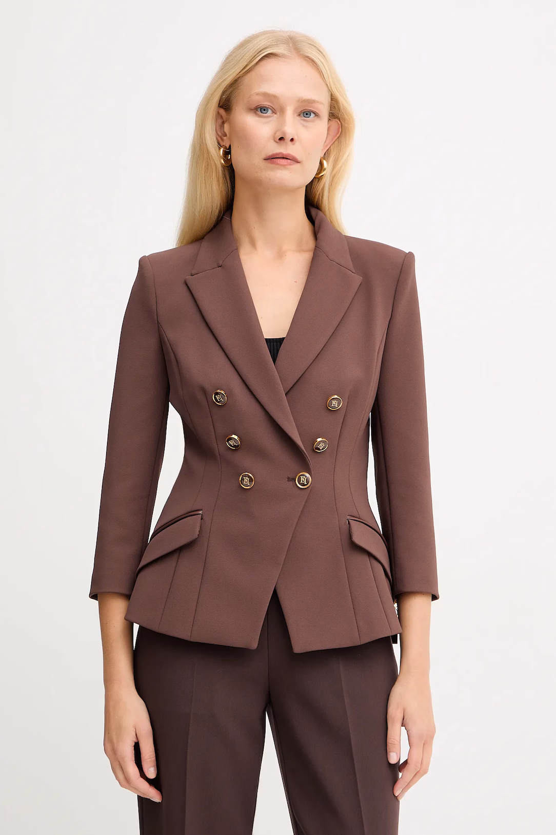 suknjič v barvi kamele