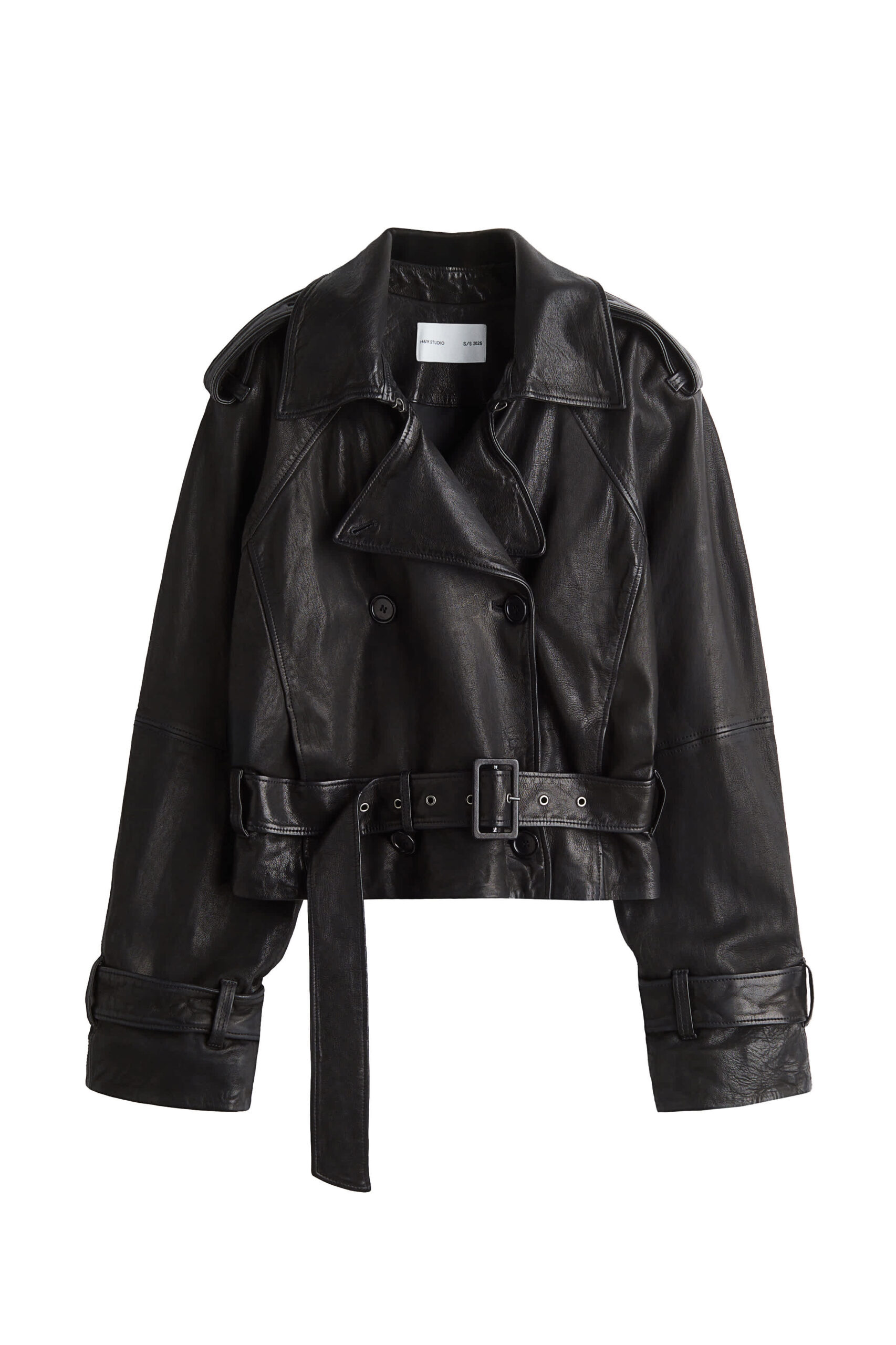 usnjena jakna na belem ozadju