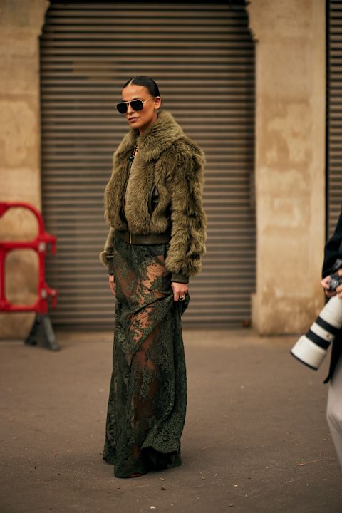 ženska streetstyle čipka in krzno