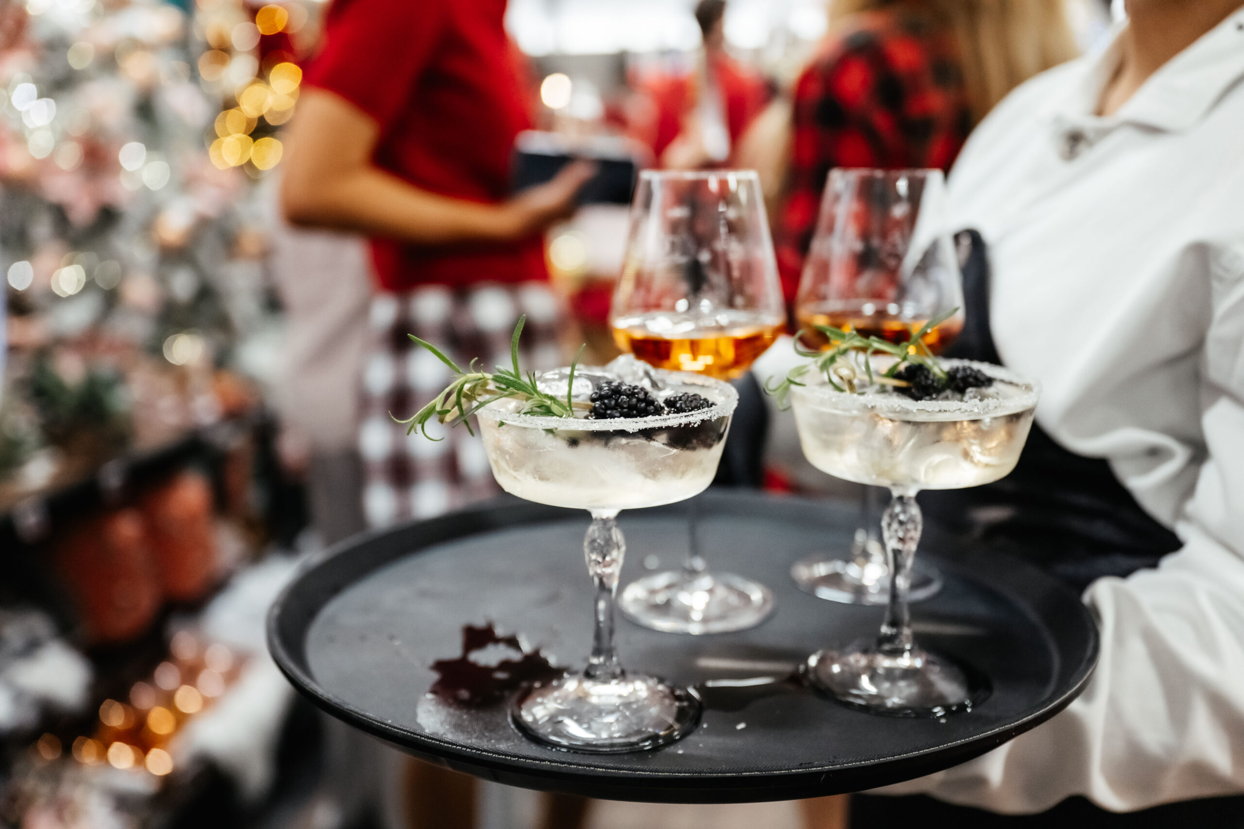 Praznična Lesnina, dogodek, vplivnice, press, okraski, božični dekor, izdelovanje venčkov