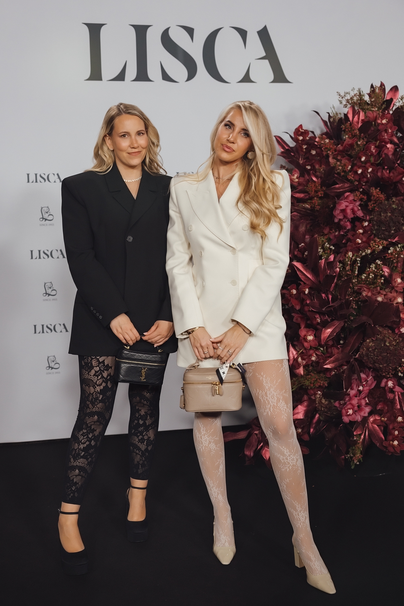 vplivnica lisca pred fotowallom