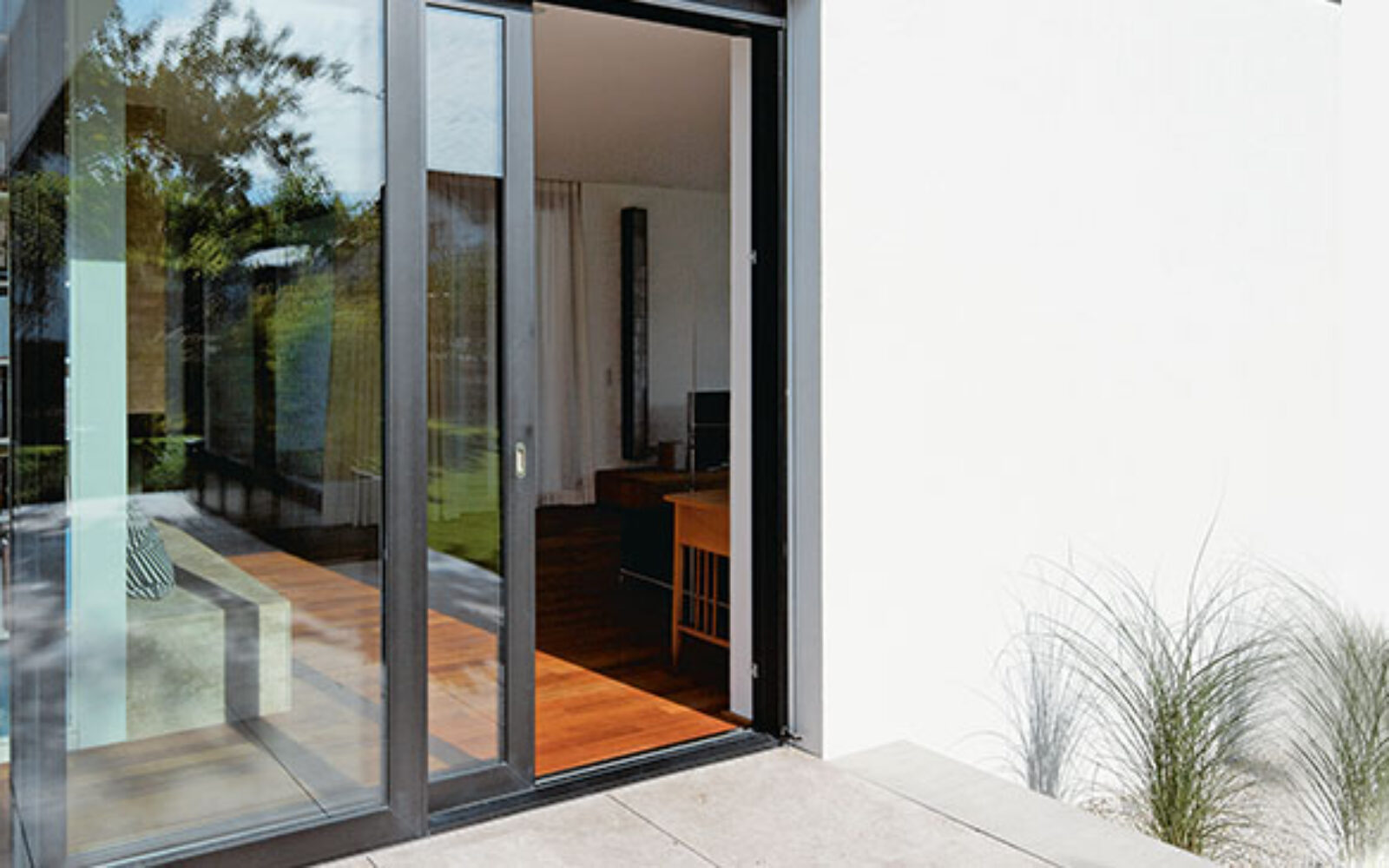 Dom – Streha, Okna