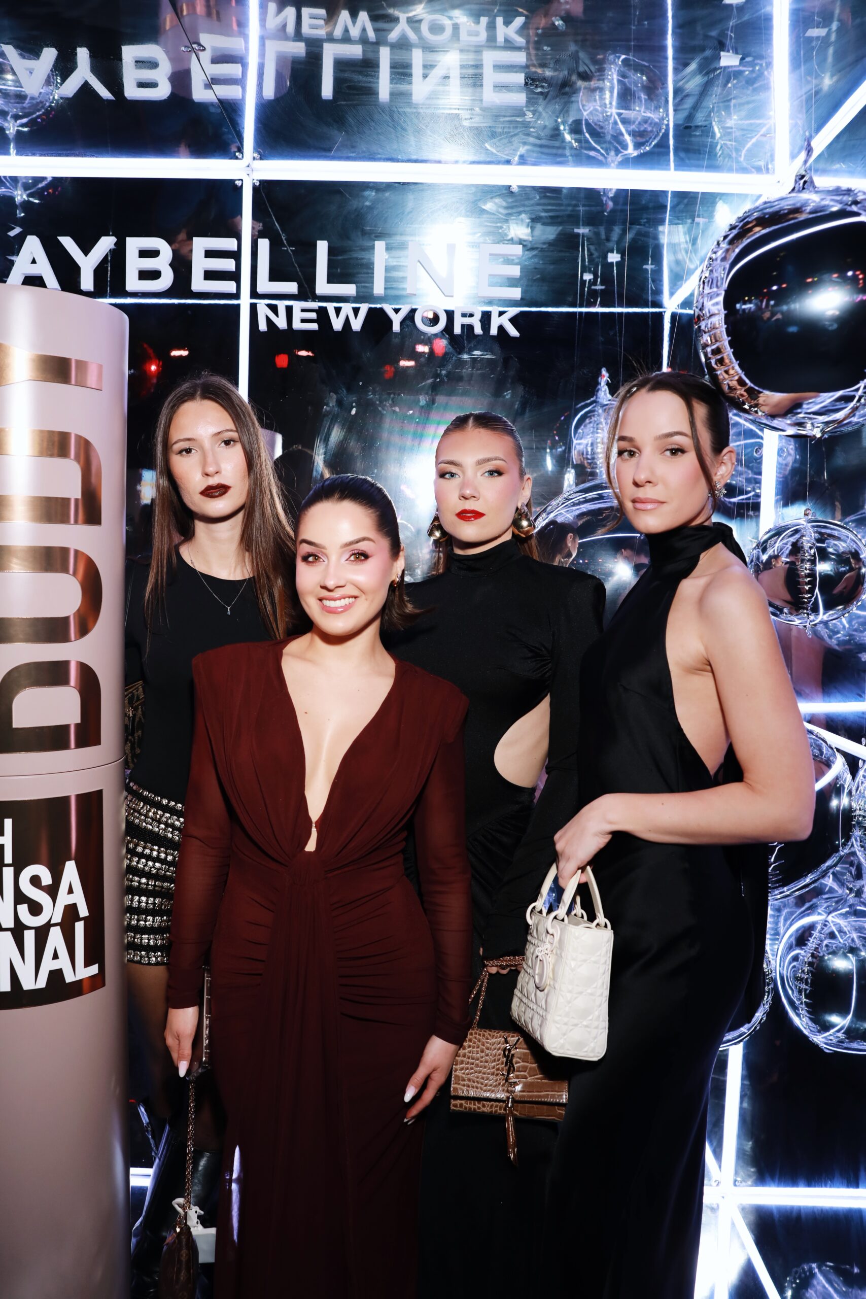 Maybelline dogodek v Beogradu