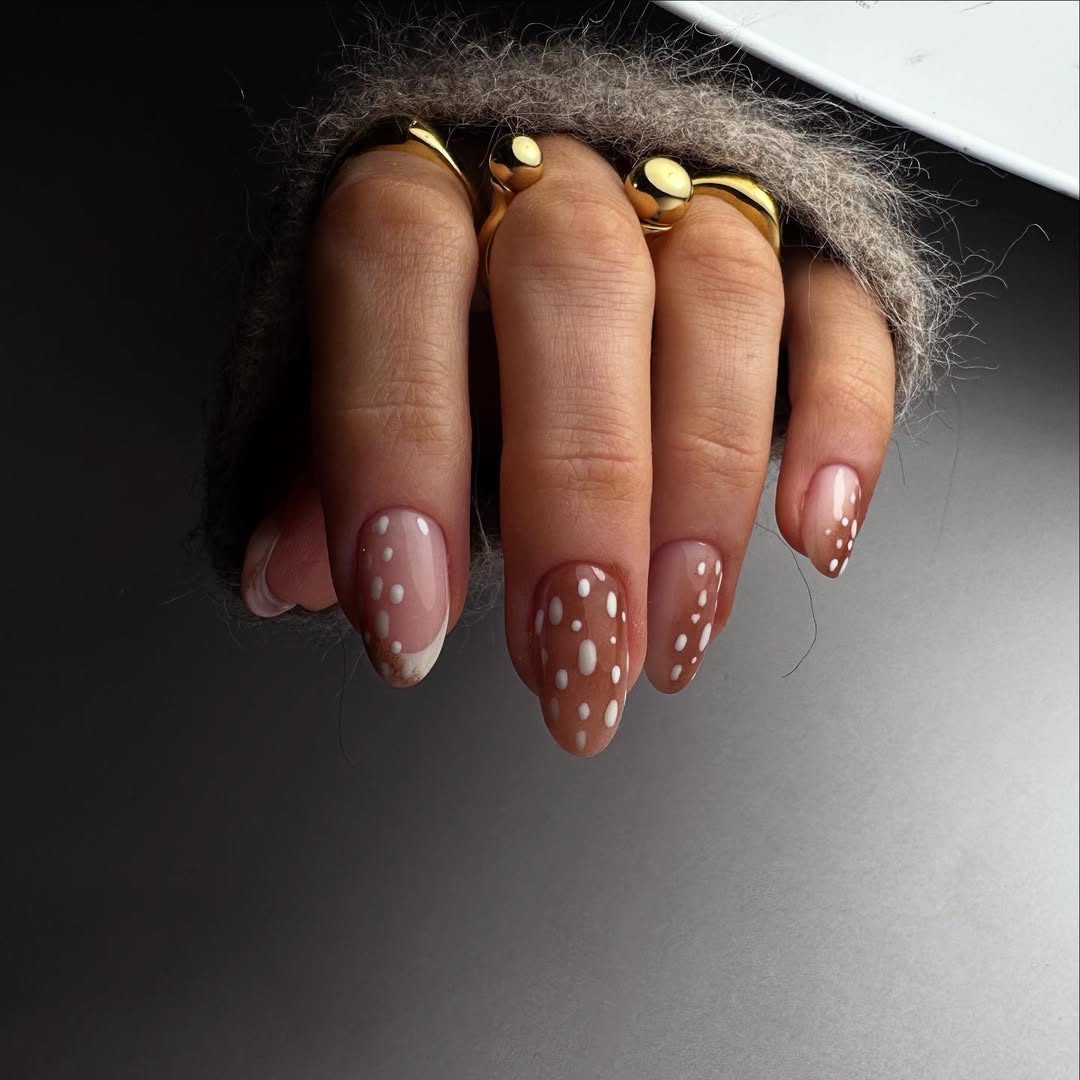 Nohti z bambi motivom