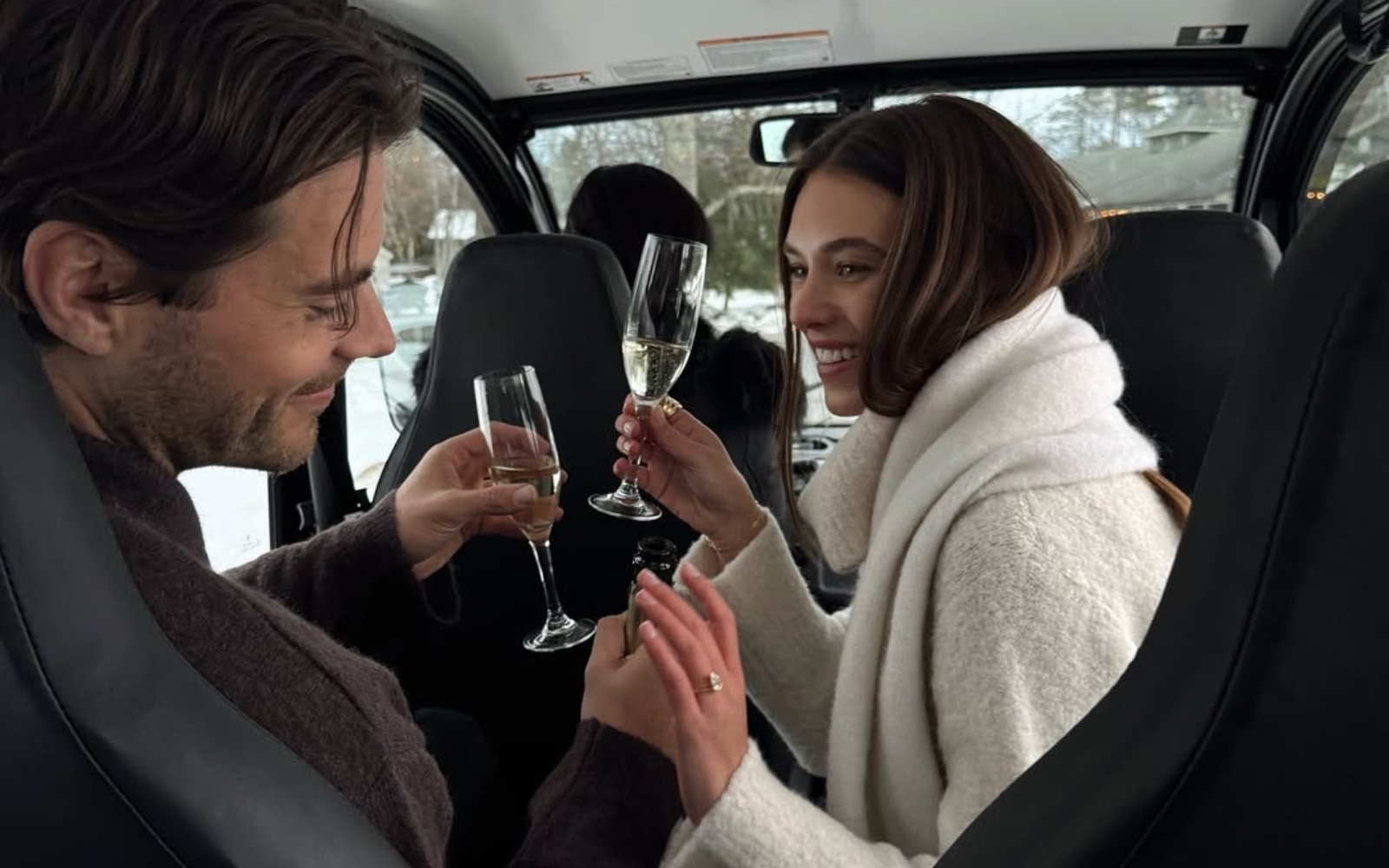 4 horoskopska znamenja, ki sorodno dušo pogosto spoznajo kasneje v življenju