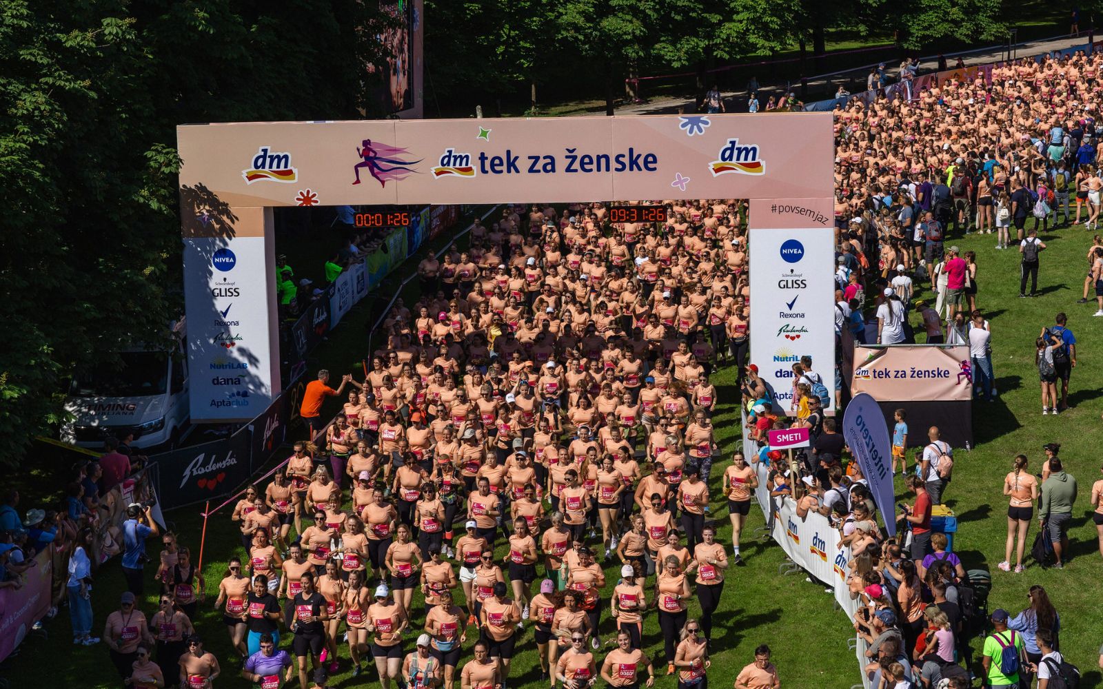 Jubilejnih dvajset let teka, smeha in skupnosti