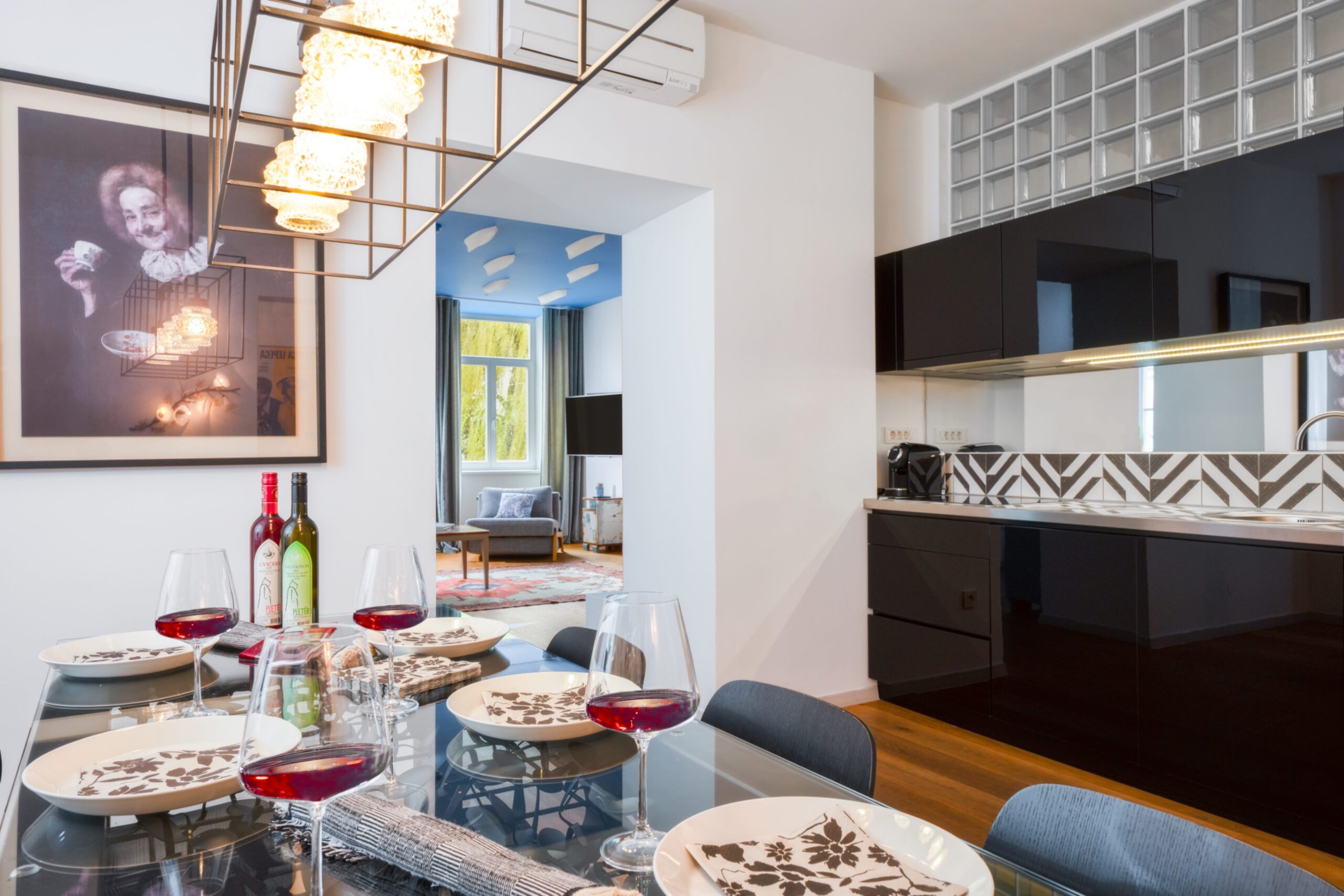 Apartamij Tromostovje, Ljubljana