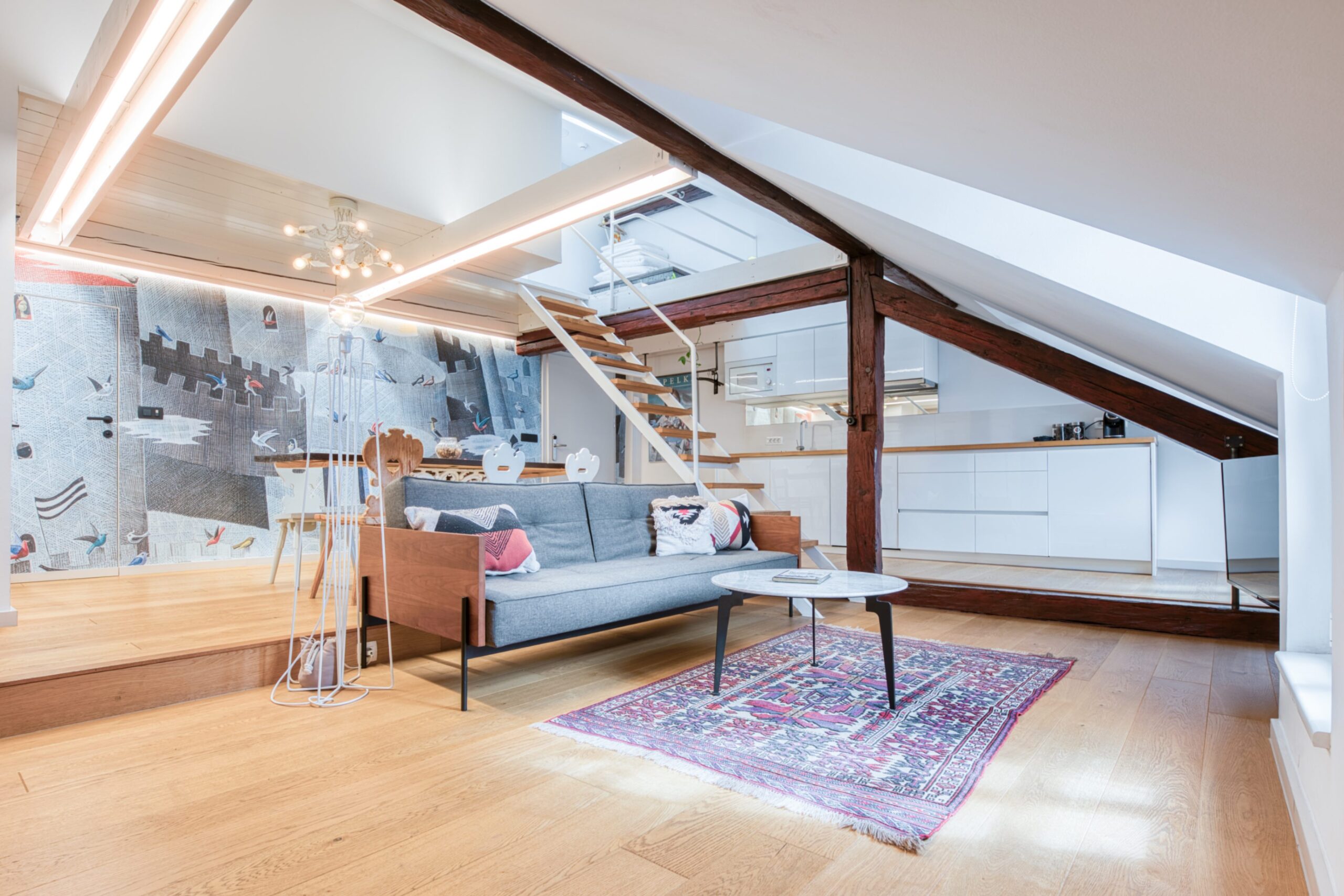 Staromeščanski šarm in sodobno oblikovanje v srcu Ljubljane