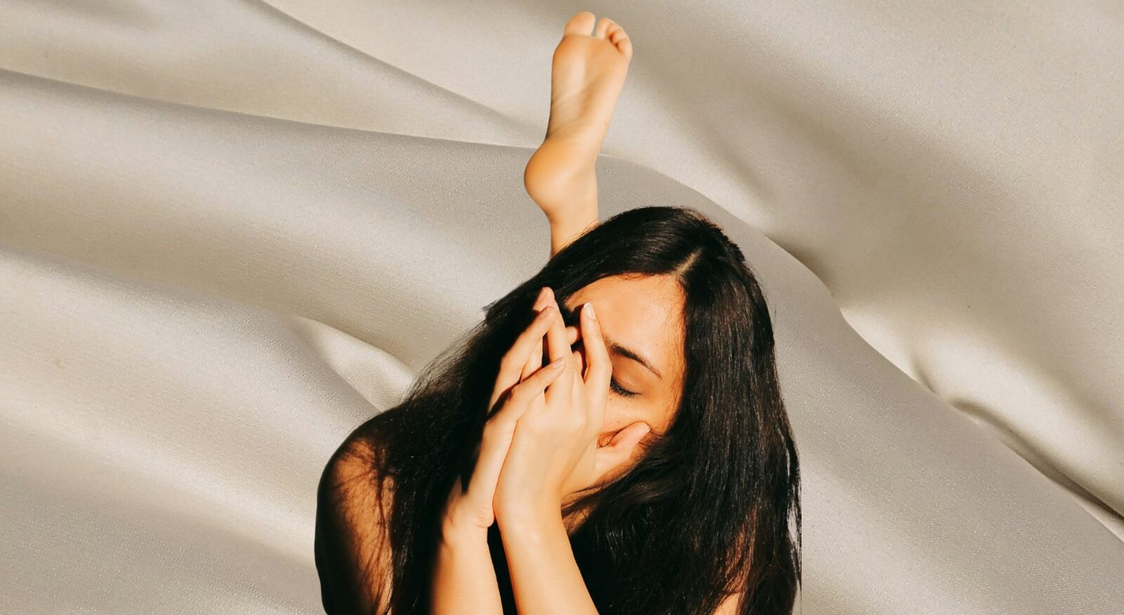 Ne boste verjeli, kaj vpliva na nastanek gub