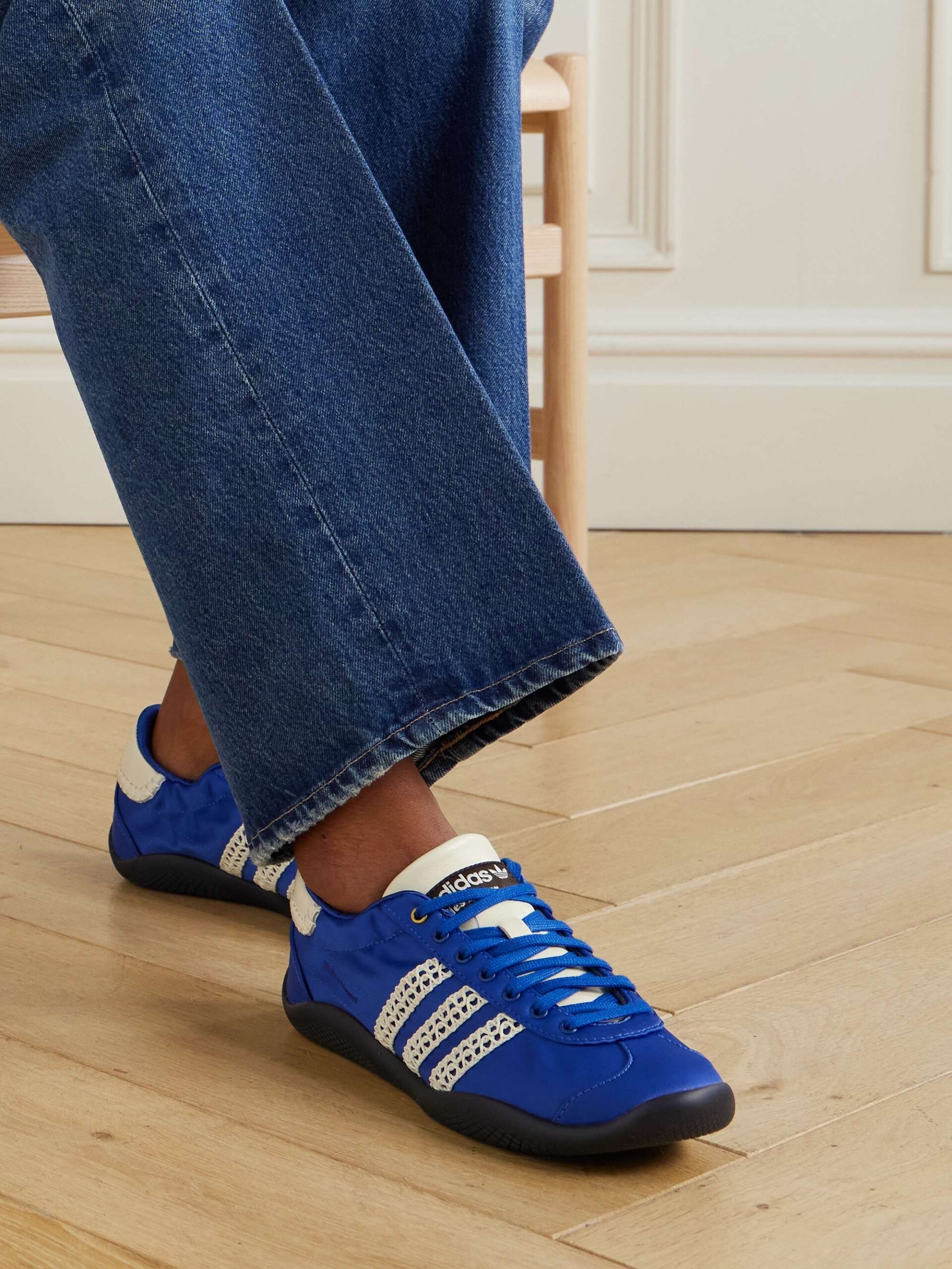 Kobaltno modre superge