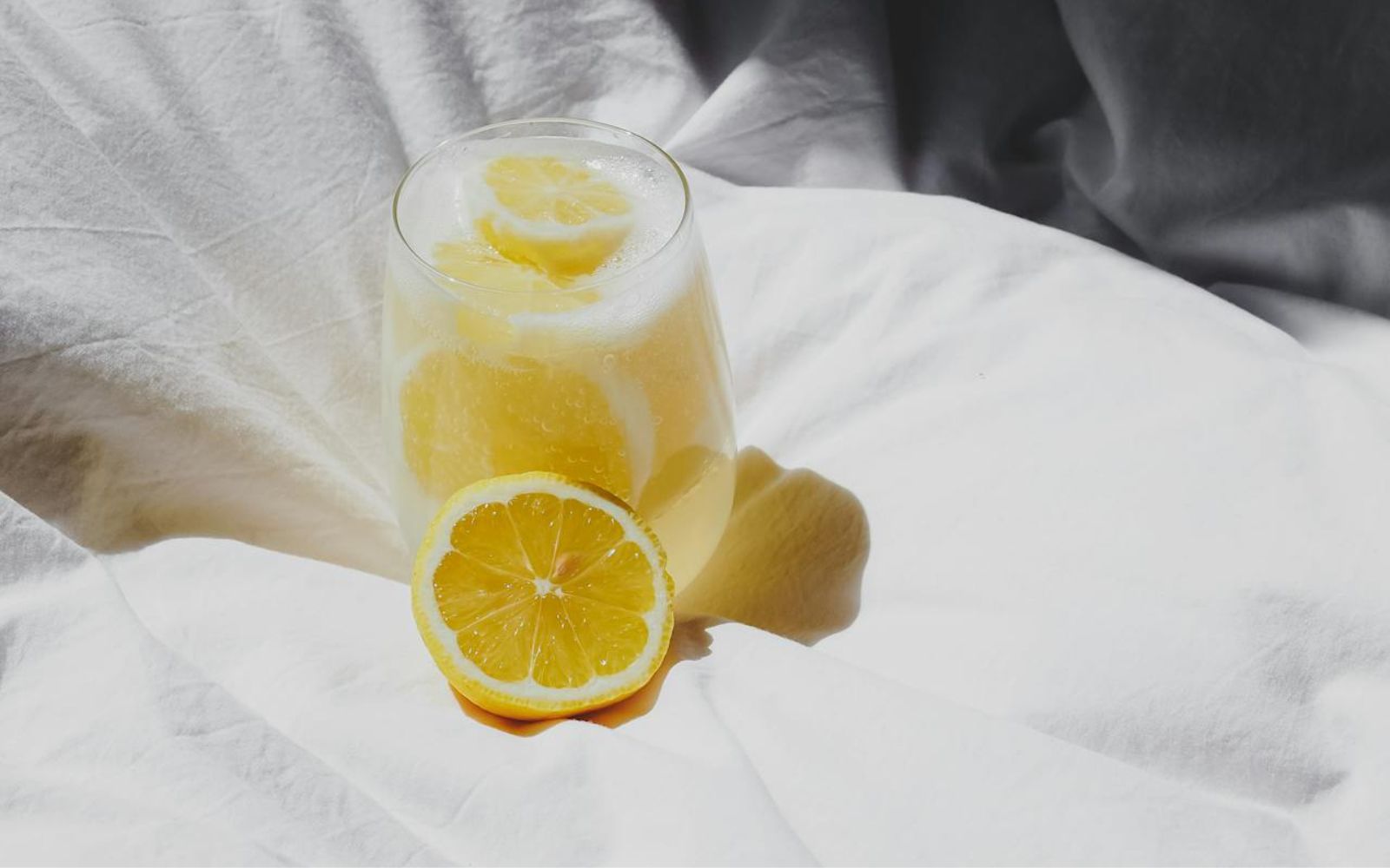 Viralna kremna ledena limonada, ki vas bo zasvojila
