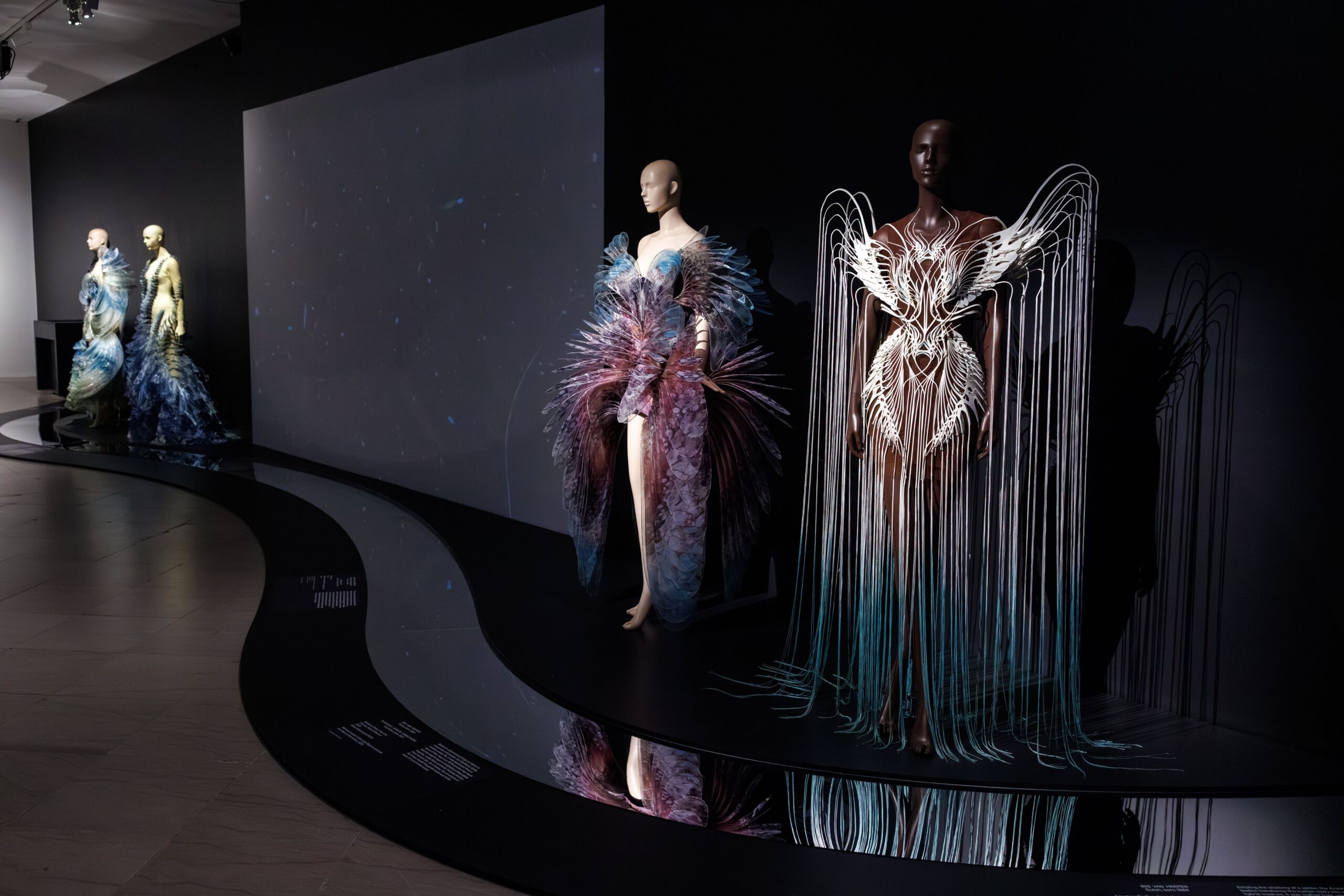 Retrospektiva Iris van Herpen
