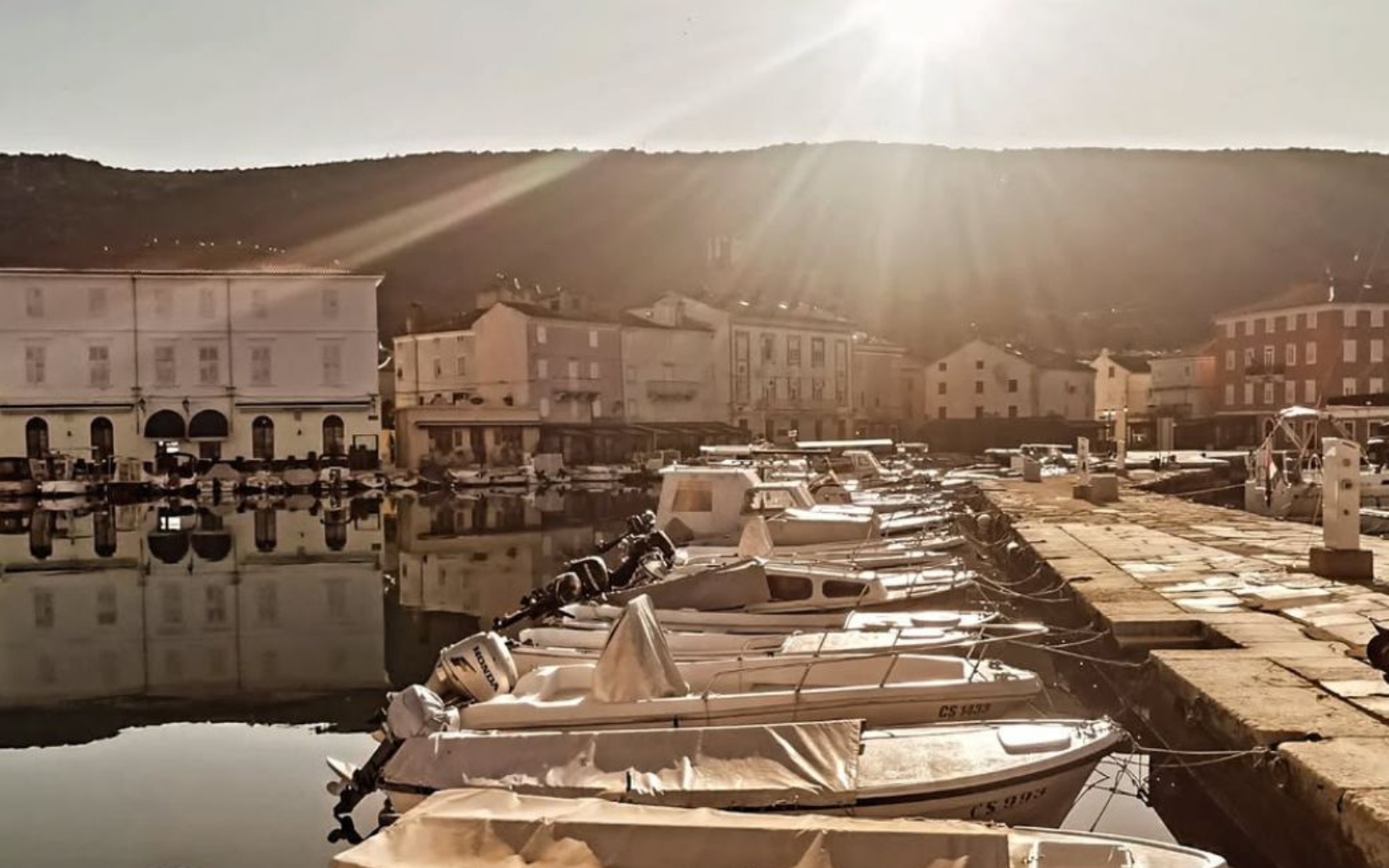 The Guardian je na prvo mesto postavil otok, ki ga obožujemo tudi Slovenci